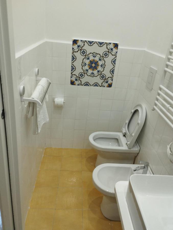La Bomboniera B&B Amalfi Coast Виетри Экстерьер фото